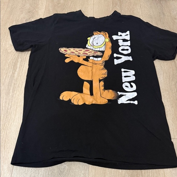 Nickelodeon Other - Nickelodeon Garfield Tag Print Tee - Black & White
